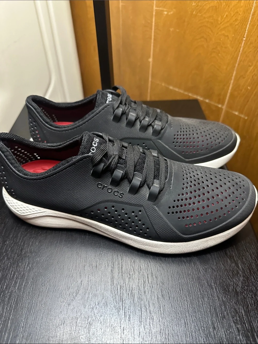 CROCS Men’s Black LiteRide Pacer. 10M